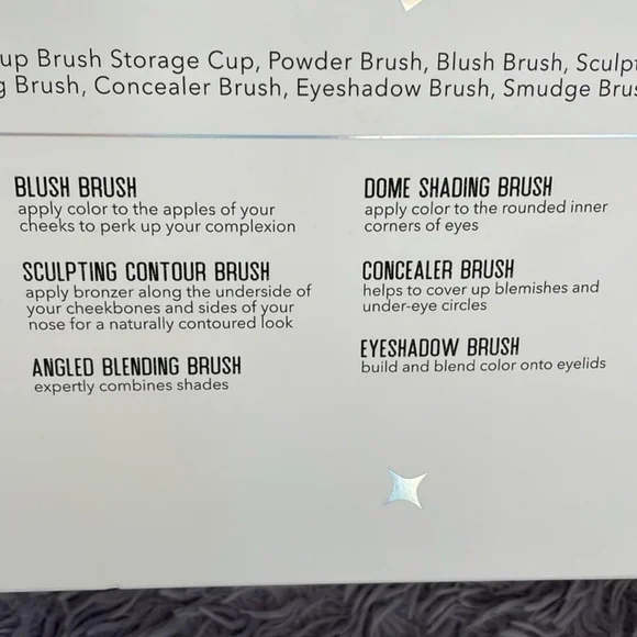 13 piece Essentials Collection Makeup brush holder & brushes - Picture 8 of 8